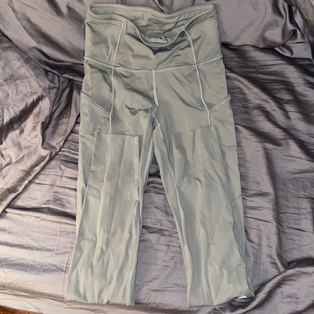 green lululemon leggings